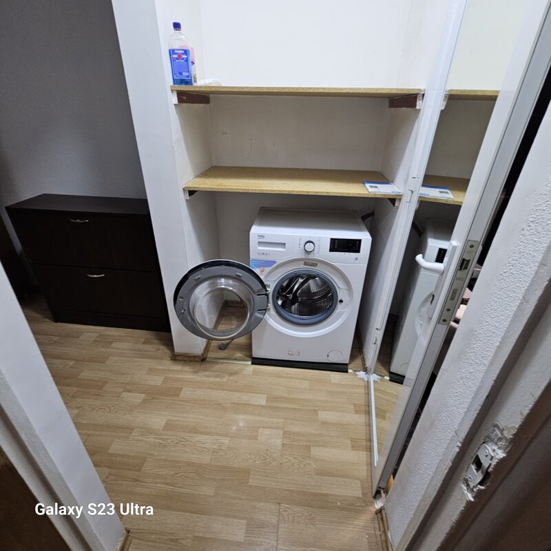 1 Decembrie 1918, bulevard, metrou.